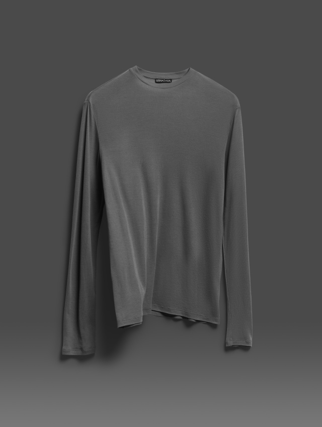 Thin jersey long-sleeved top