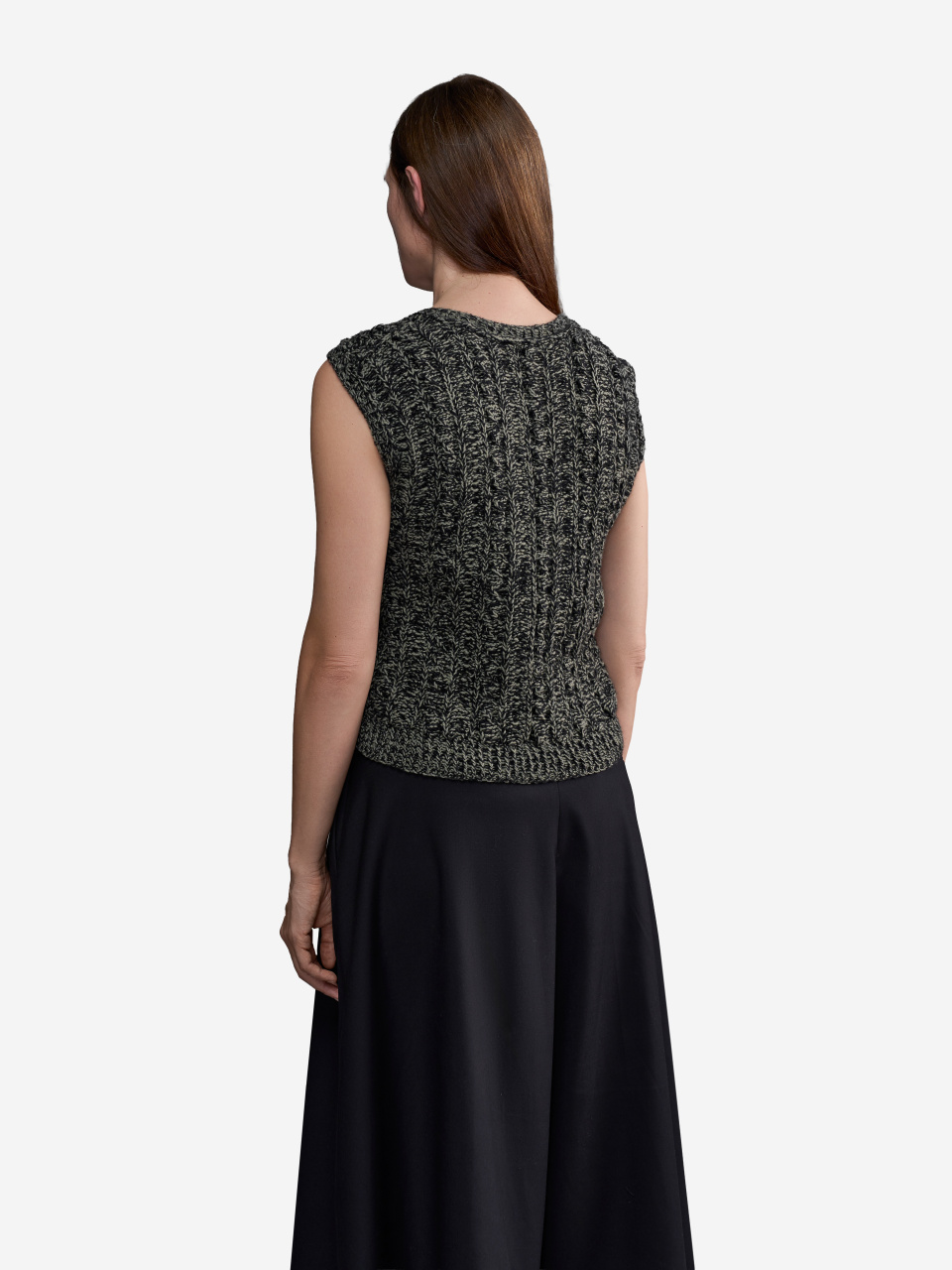 Жилет Shy Shoulder × Moms, фото 5 Жилет Shy Shoulder × Moms, фото 5