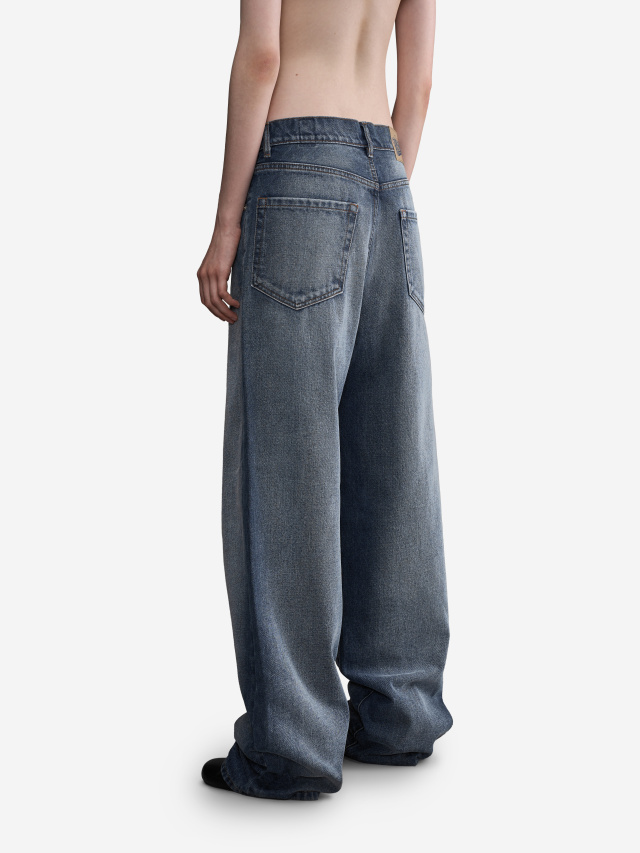 Джинсы Relaxed Fit